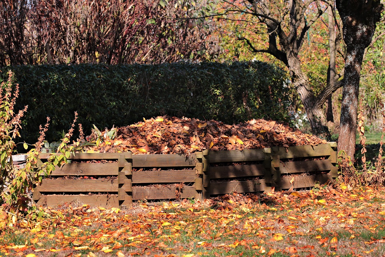 Stop Tossing Household Scraps Away… Make Your Own Compost Instead!